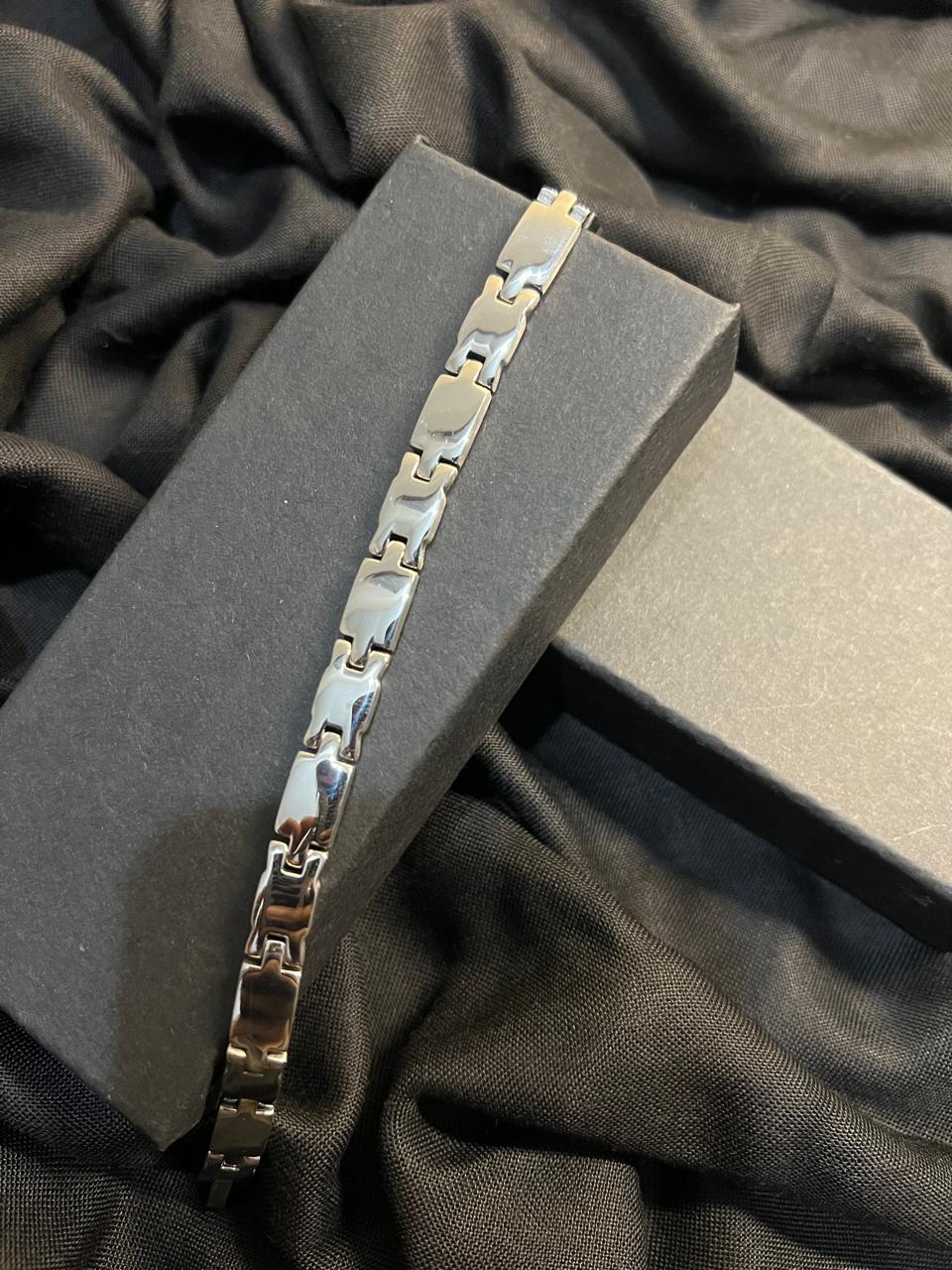 SILVER STAINLESS STEAL BRACELET