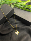 ELEGANT FLOWER PENDANT