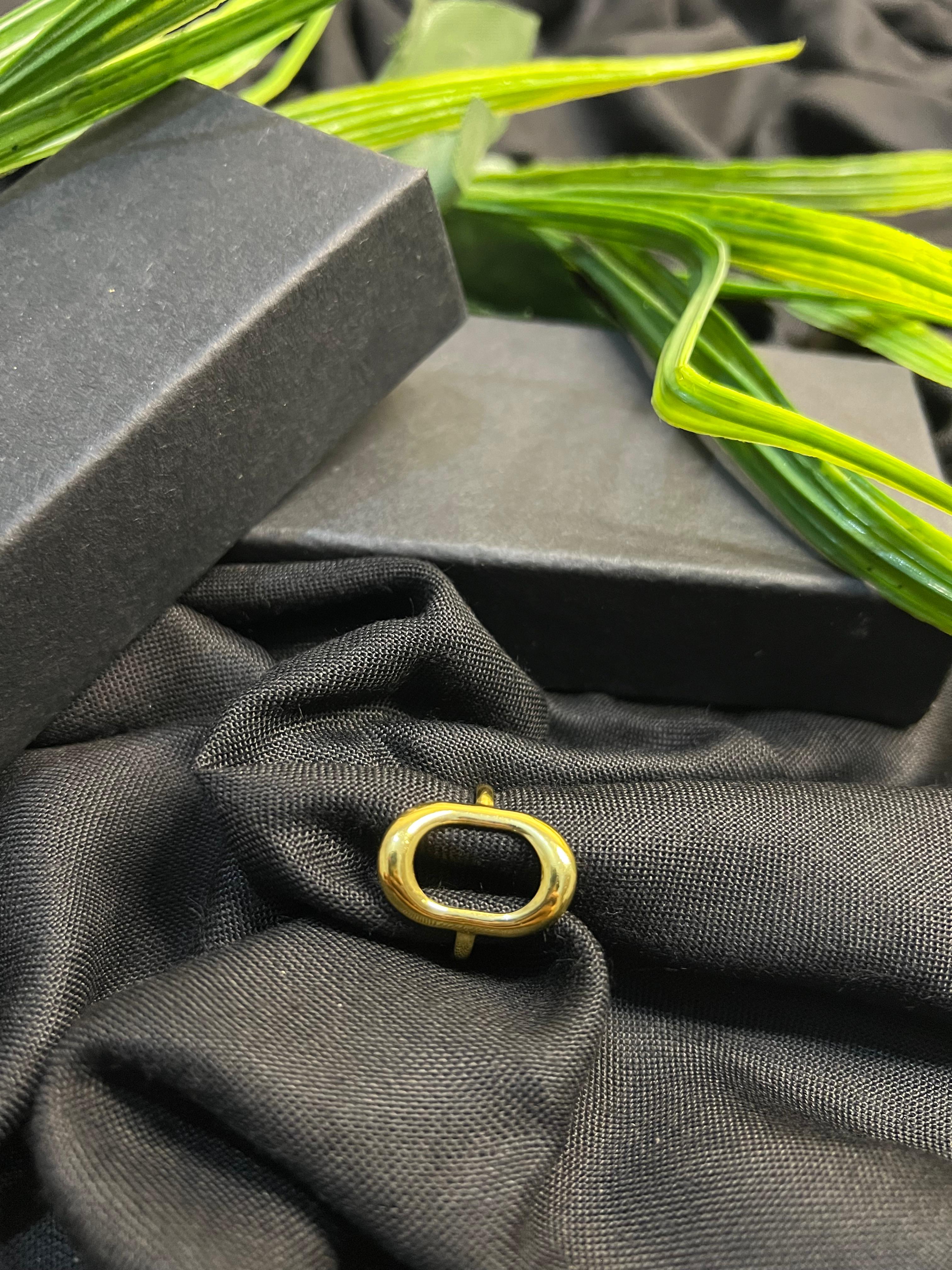 ELEGANT CIRCLE RING
